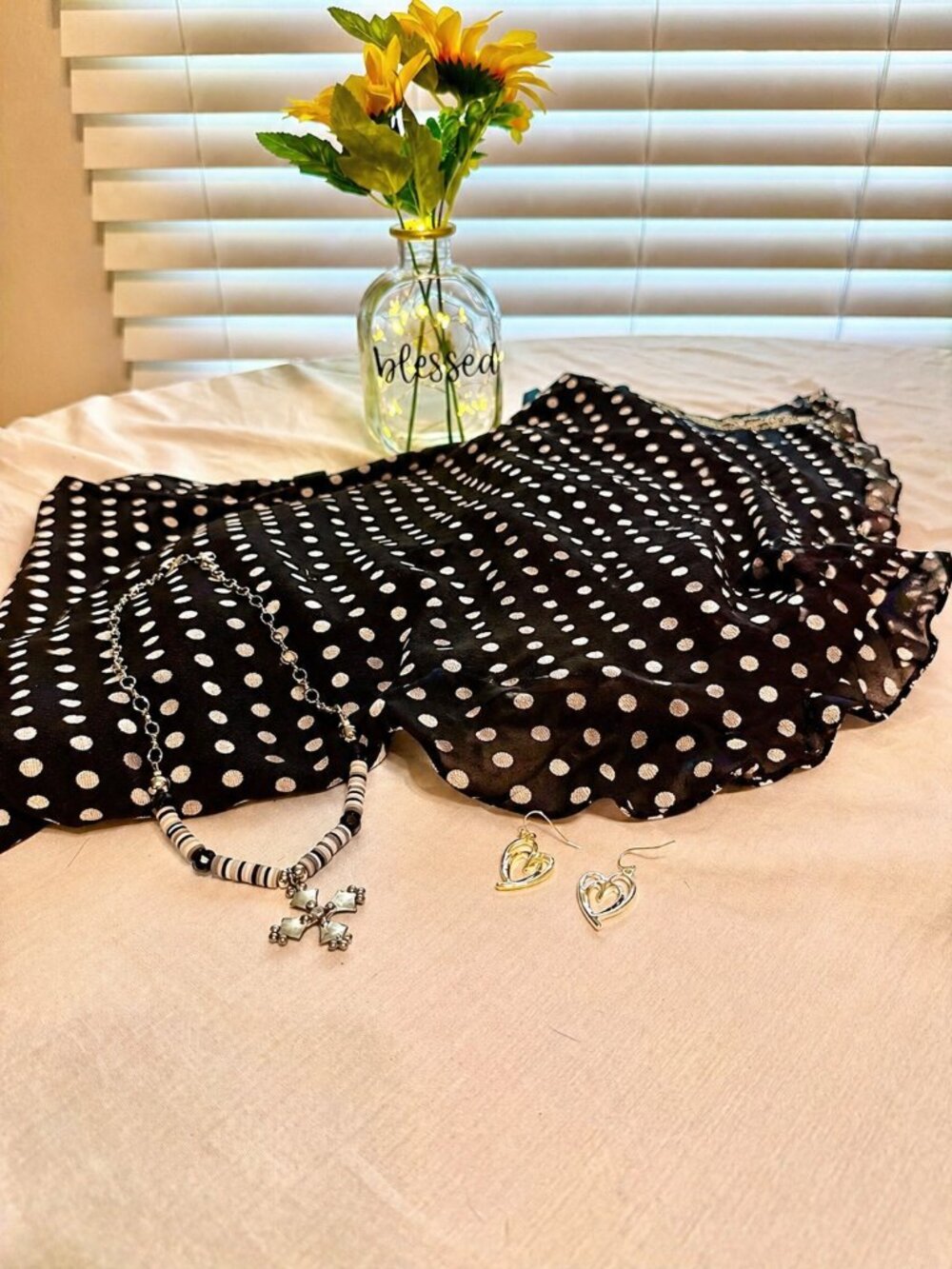 Bundle Women's Dress Size Small and Jewelry with Bonus Vase Decor